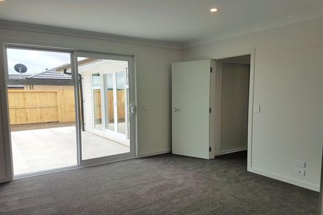 Photo of property in 89 Kaurinui Crescent, One Tree Point, 0118