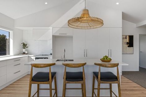 Photo of property in 9 Otaketake Drive, Kinloch, 3377