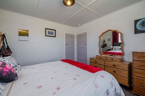 Photo of property in 39 Andrew Avenue, Roslyn, Palmerston North, 4414