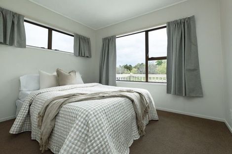 Photo of property in 10 Jellicoe Drive, Hamilton East, Hamilton, 3216