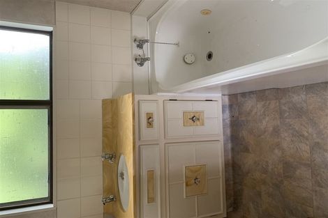 Photo of property in 9 Luxton Place, Rangiora, 7400