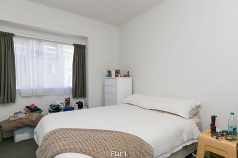 Photo of property in 1/57 Hawker Street, Mount Victoria, Wellington, 6011