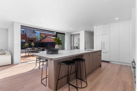 Photo of property in 15 Browns Road, St Albans, Christchurch, 8014