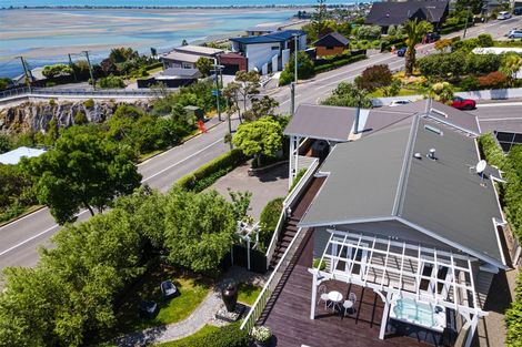 Photo of property in 52 Saint Andrews Hill Road, Mount Pleasant, Christchurch, 8081