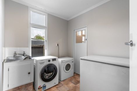 Photo of property in 8 Robertson Street, Richmond, Invercargill, 9810