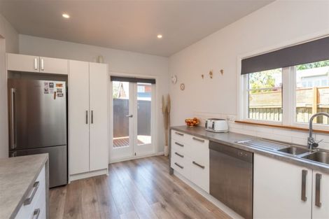 Photo of property in 28 Croydon Street, Sydenham, Christchurch, 8023