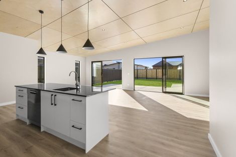 Photo of property in 120 Burdon Loop, Lake Hawea, 9382