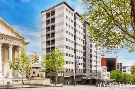 Photo of property in 2/32 Spencer Road, Pinehill, Auckland, 0632