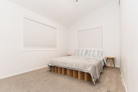 Photo of property in 26 Toru Street, Te Atatu Peninsula, Auckland, 0610