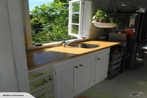 Photo of property in 68 Aramoana Avenue, Devonport, Auckland, 0624