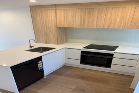 Photo of property in 6 Hoopers Road, Glen Eden, Auckland, 0602