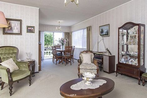 Photo of property in 147 Prince Regent Drive, Farm Cove, Auckland, 2012