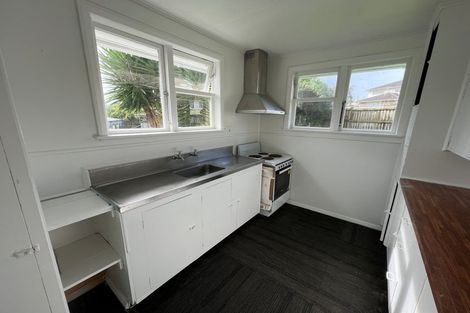 Photo of property in 20 Eastview Road, Glen Innes, Auckland, 1072