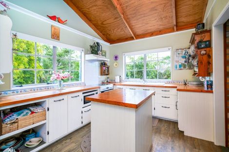 Photo of property in 35 Hill View Road, Ruatangata West, Kamo, 0185