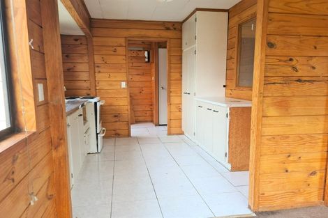 Photo of property in 2/25 Garelja Road, Henderson, Auckland, 0612