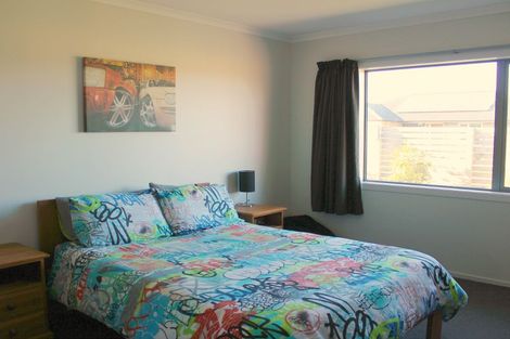 Photo of property in 6 Valkyrie Close, Carterton, 5713