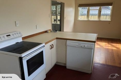 Photo of property in 16 Collingwood Street, Hokowhitu, Palmerston North, 4410