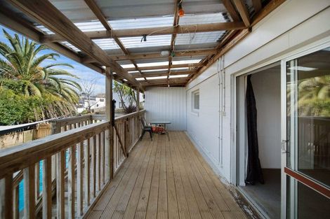 Photo of property in 34 Cyclarama Crescent, Massey, Auckland, 0614