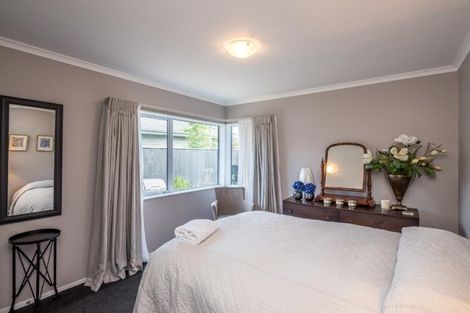 Photo of property in 2 Bluewater Place, Paraparaumu, 5032