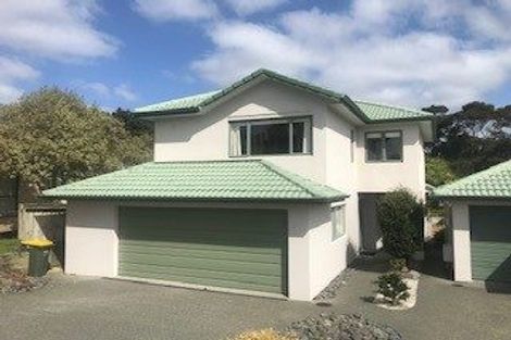 Photo of property in 28 Kinleith Way, Albany, Auckland, 0632