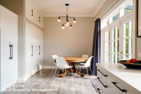 Photo of property in 372 Bay View Road, Saint Clair, Dunedin, 9012