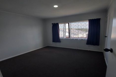 Photo of property in 4 Banksia Place, Goodwood Heights, Auckland, 2105