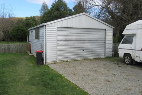 Photo of property in 15 Betten Street, Waimate, 7924