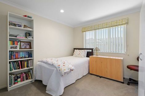 Photo of property in 8 Madison Street, Cambridge, 3434