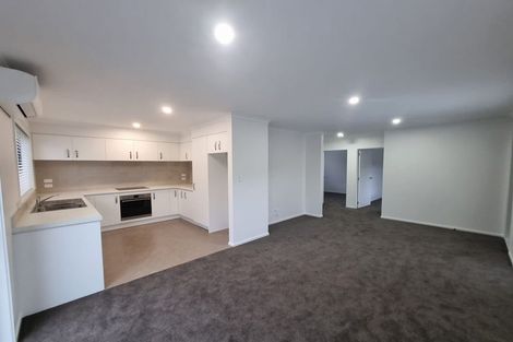 Photo of property in 27 Applemoors Way, Riverhead, 0820