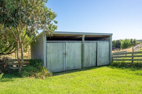 Photo of property in 191 Harakeke Road, Te Horo, Otaki, 5581