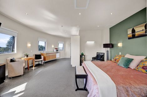 Photo of property in Headlands Opunake, 32 Fox Street, Opunake, 4616