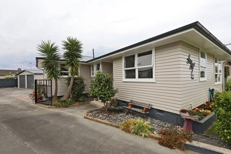 Photo of property in 30 Skerrett Crescent, Tamatea, Napier, 4112