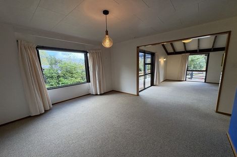 Photo of property in 1/54 Muritai Crescent, Havelock North, 4130