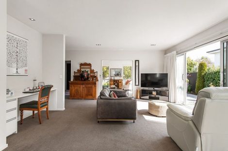 Photo of property in 70 Paparoa Street, Papanui, Christchurch, 8053