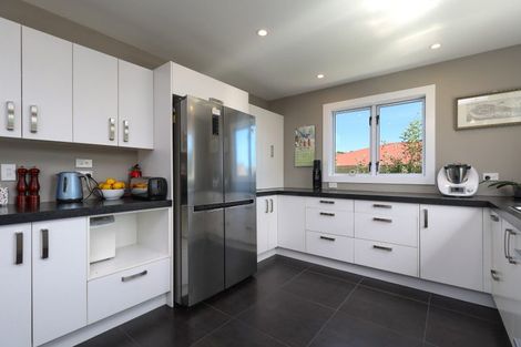 Photo of property in 120 Waimea Road, Nelson South, Nelson, 7010