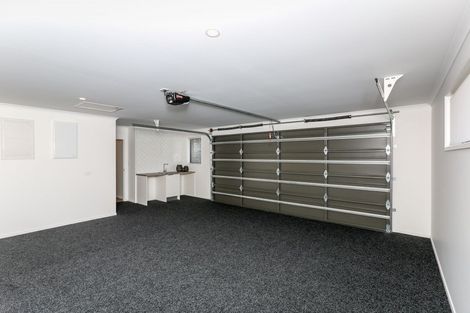 Photo of property in 386a Mangorei Road, Merrilands, New Plymouth, 4312