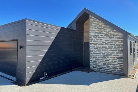 Photo of property in 69 Farrant Drive, Wanaka, 9305