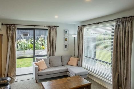 Photo of property in 15 Orbell Crescent, Te Anau, 9679