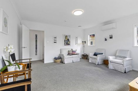 Photo of property in 45 The Drive, Tawa, Wellington, 5028