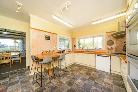 Photo of property in 24 Dundas Road, Sanson, 4817