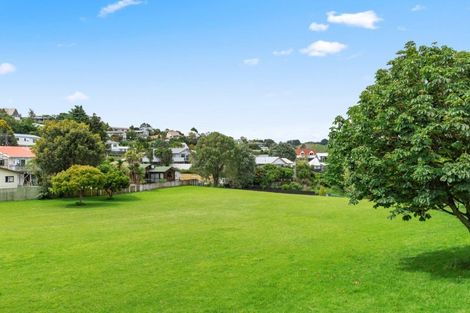 Photo of property in 107 Victory Street, Welcome Bay, Tauranga, 3112