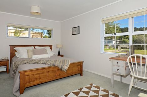 Photo of property in 28 Crawford Crescent, Te Kamo, Whangarei, 0112
