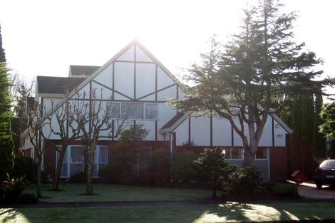 Photo of property in 32 Kentucky Way, Awapuni, Palmerston North, 4412