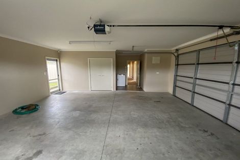 Photo of property in 98 Russell Robertson Drive, Havelock North, 4130