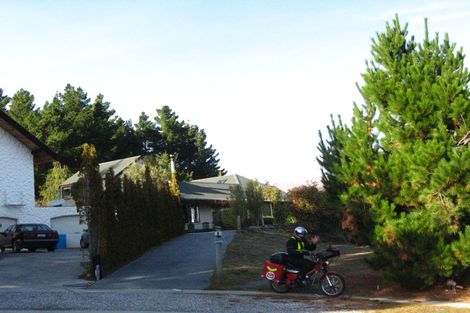 Photo of property in 7 Cypress Court, Kelvin Heights, Queenstown, 9300