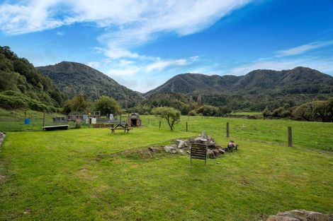 Photo of property in 790 Four Rivers Highway, Murchison, 7077