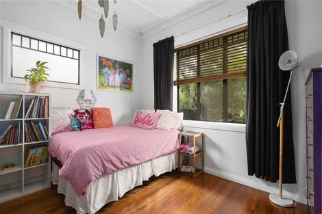 Photo of property in 43 Doone Street, Lynmouth, New Plymouth, 4310