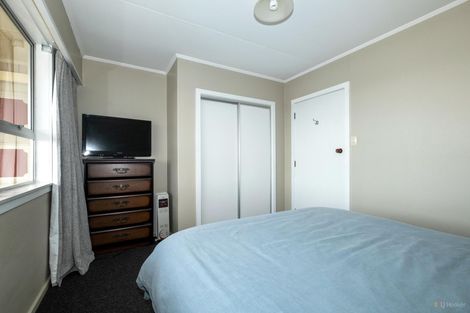 Photo of property in 1 Oxford Street, Waimate, 7924