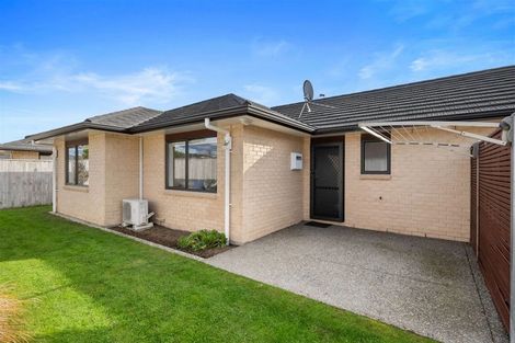 Photo of property in 27 Ian Peter Way, Otaki, 5512