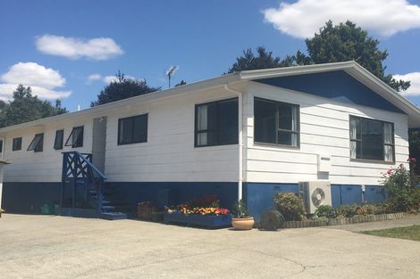 Photo of property in 44 Pelorus Street, Glenview, Hamilton, 3206